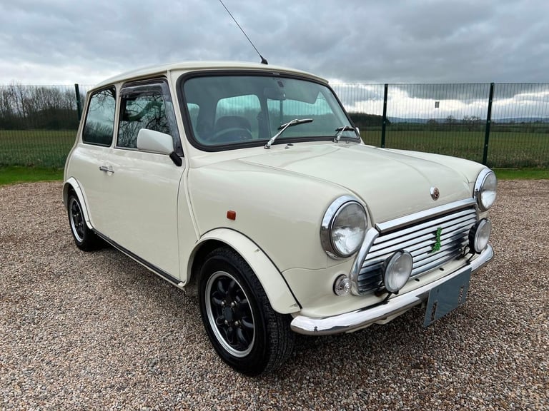 ROVER MINI PAUL SMITH RARE INVESTABLE CLASSIC MINI 1300 AUTOMATIC 1 OF 1800 MADE