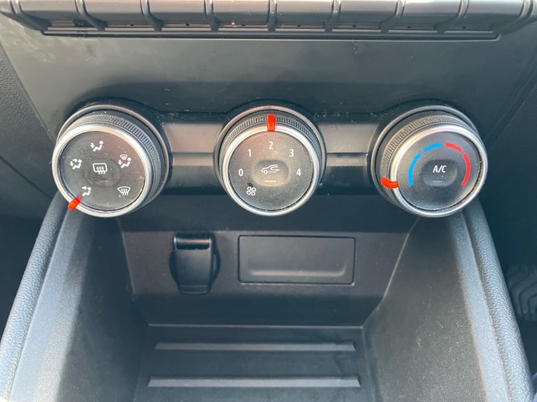 2020 Renault Clio 1.0 SCe 75 Play 5dr Hatchback Petrol Manual