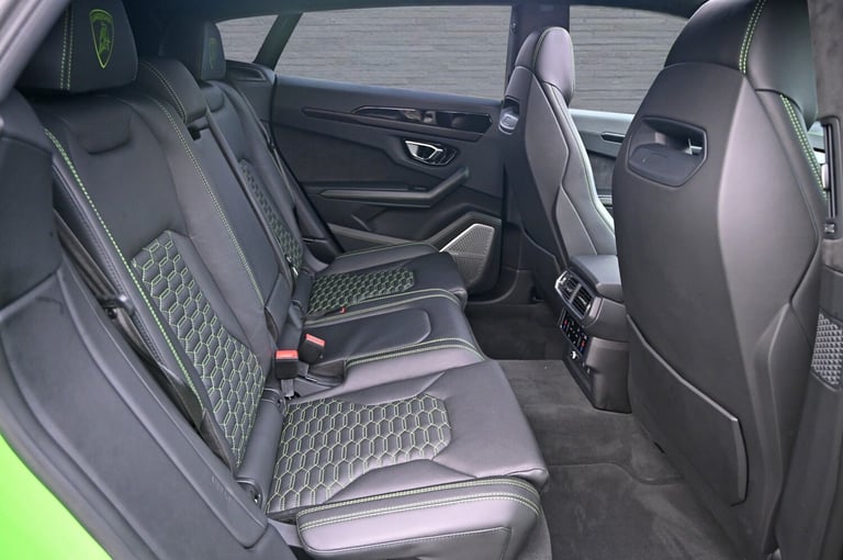 LAMBORGHINI URUS [URBAN NERO] 4.0T V8 BI-TURBO PETROL AUTO 4X4 2022 [71] GREEN