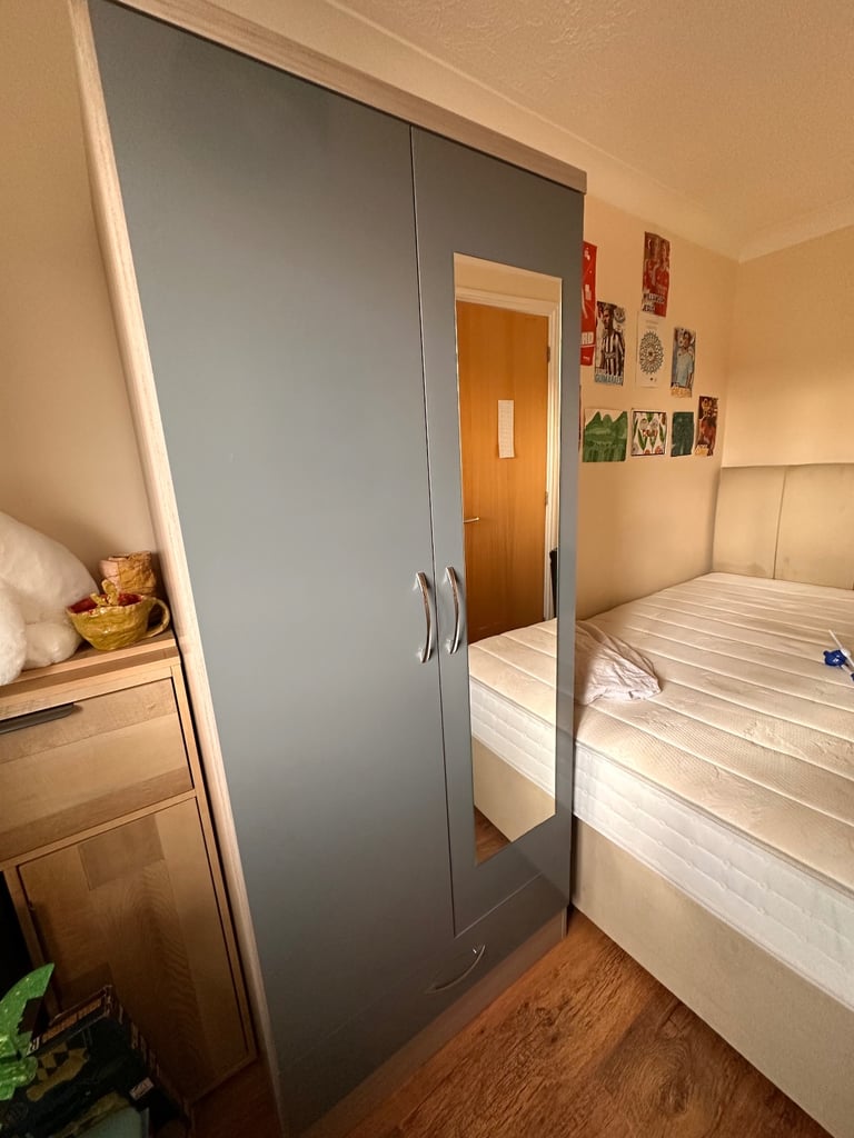 image for Wardrobe with mirror