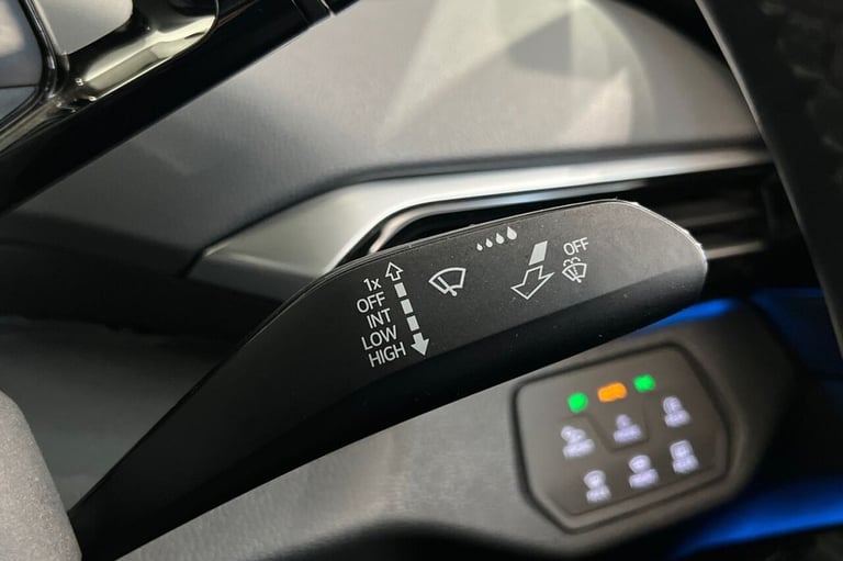 2022 72 VOLKSWAGEN ID5 PRO PERFORMANCE 77KWH TECH SUV 5DR ELECTRIC AUTO (204 PS)