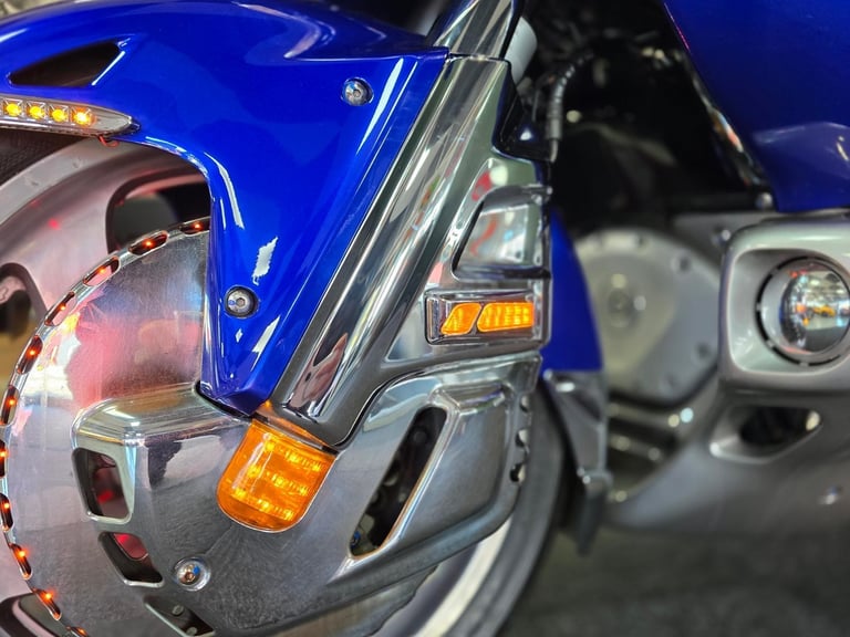 2005 HONDA GL1800 GOLDWING CSC CALIFORNIA SIDE CAR TRIKE 18,000 MILE'S 