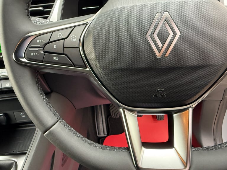 2025 Renault Captur 1.0 TCE 90 Evolution 5dr, UNDER 10 MILES, SEPTEMBER 2028 RENAULT WARRANTY,  H...