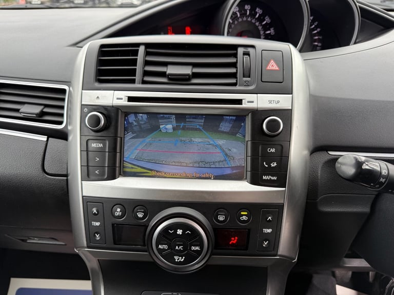 2015 Toyota Verso 1.6 V-matic Icon 5dr MPV Petrol Manual