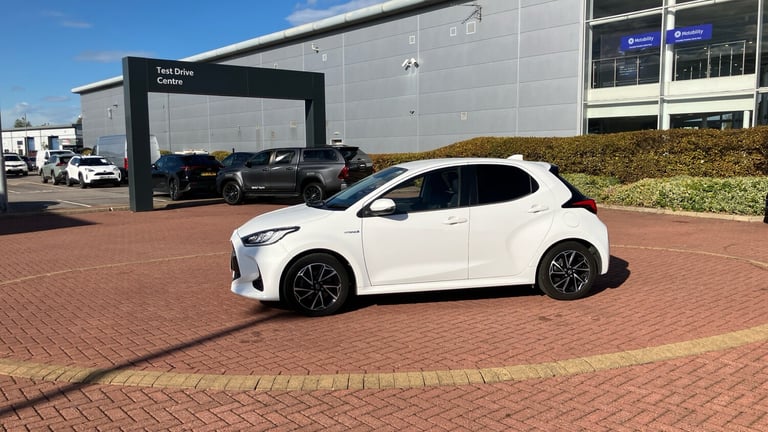 2021 Toyota Yaris 1.5 Hybrid Design 5dr CVT HATCHBACK PETROL/ELECTRIC Automatic