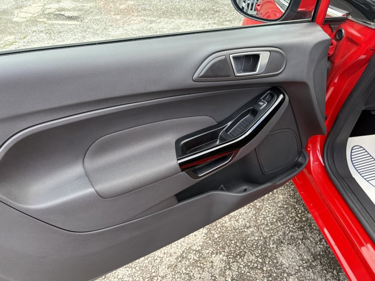 FORD FIESTA 1.25 Zetec 2017