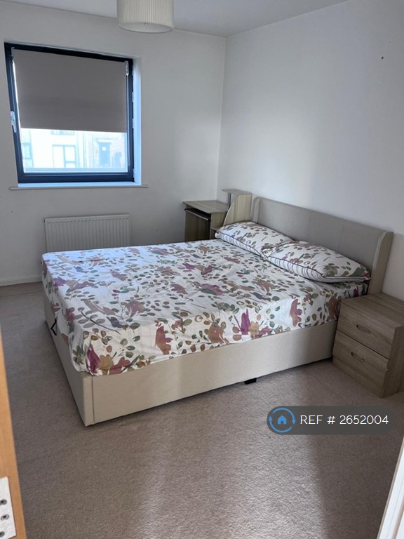 2 bedroom flat in Countess Way, Broughton, Milton Keynes, MK10 (2 bed) (#2652004)
