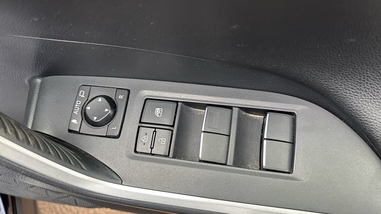 2019 Toyota RAV4 2.5 VVT-i Hybrid Dynamic 5dr CVT Hybrid Estate Estate Hybrid Automatic