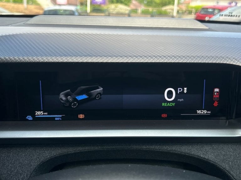  Vauxhall Grandland Electric 73kwh Ultimate Suv 5dr Electric Auto 213 Ps