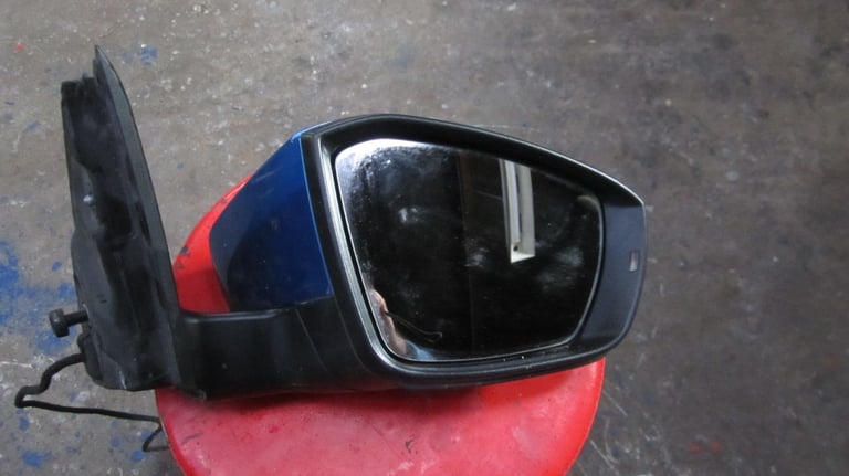 Drivers doorf mirror skoda Octavia