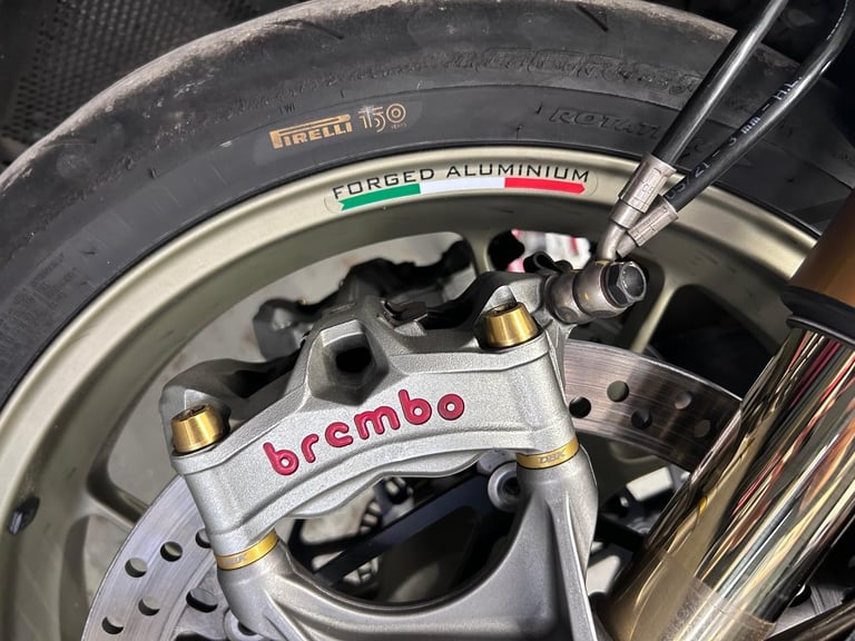 2021 Ducati Streetfighter V4S