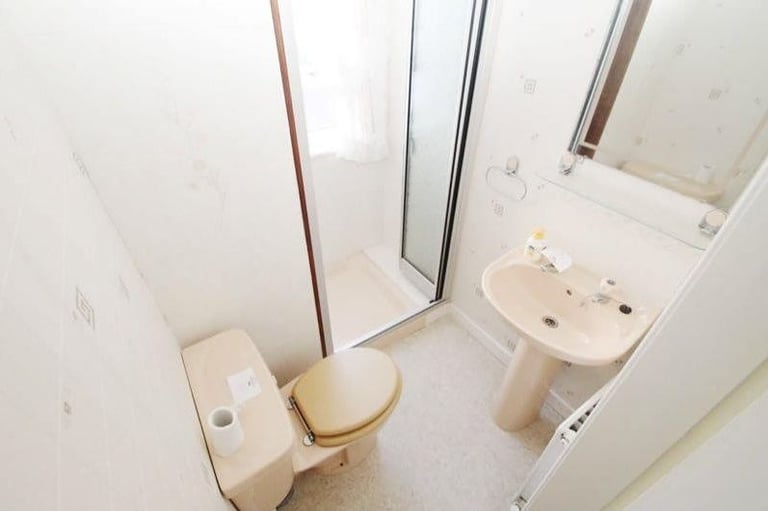 * Available to Rent NOW - 2-BED UNFURNISHED in Auchinleck *