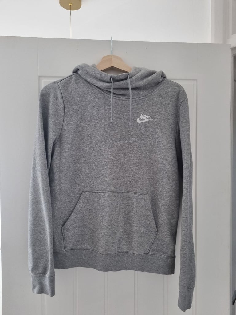 Womens nike bundle £40