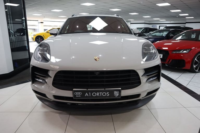 2019 D PORSCHE MACAN 3.0T V6 S SUV 5DR PETROL PDK 4WD EURO 6 (S/S) (354 PS)