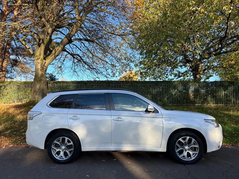 2014 MITSUBISHI OUTLANDER PHEV, GX4H,AUTO, HYBRID, (1998 cc), SERVICE HISTORY,   