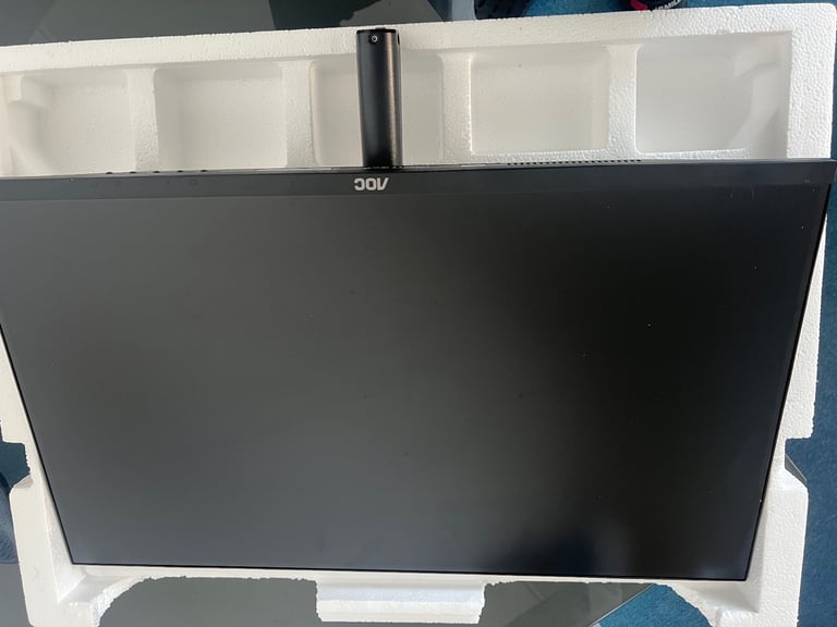 Gaming monitor 27” AOC for sale 
