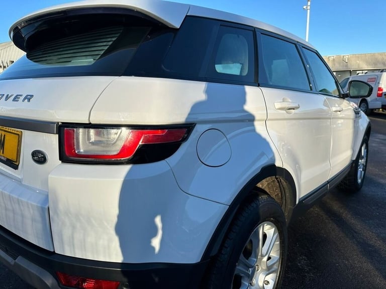 2017 Land Rover Range Rover Evoque 2.0 ED4 SE 5d 148 BHP Estate Diesel Manual