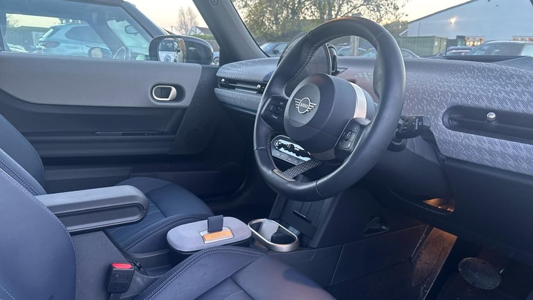 2025 MINI Cooper 1.5 C Exclusive 3dr Auto Hatchback Petrol Automatic