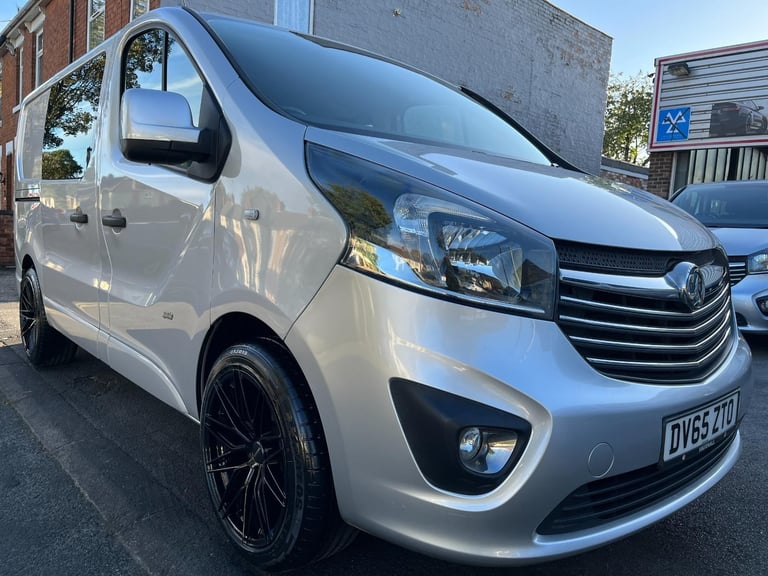 Vauxhall Vivaro 1.6 CDTi 2900 Sportive 6 Seat SWB Crew Van DIESEL MANUAL 2015/65