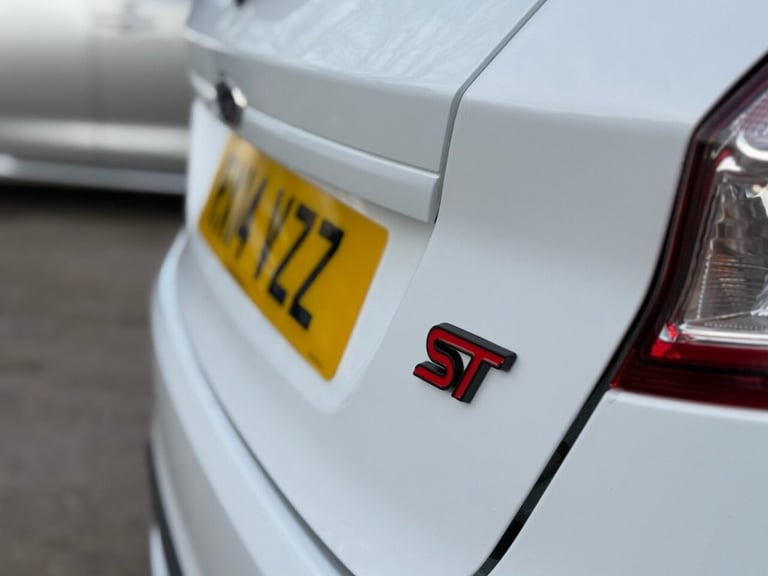 2014 Ford Fiesta 1.6 EcoBoost ST-2 3dr HATCHBACK PETROL Manual