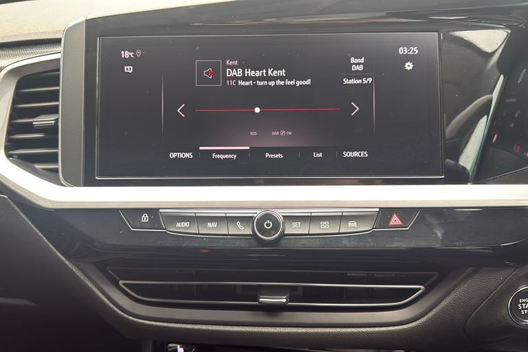  Vauxhall Grandland 1.2 Turbo Ultimate Suv 5dr Petrol Auto Euro 6 s/s 130 Ps