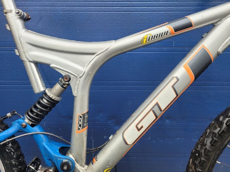 Gents mountain bike GT I-DRIVE Wheels 26" Frame 20" BIG BIKE!