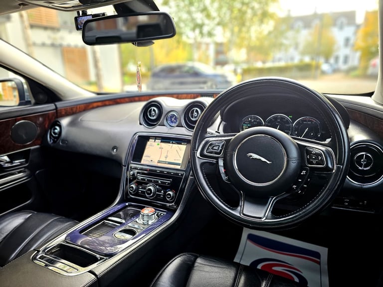 JAGUAR XJ V6 275ps 3.0d PREMIUM LUXURY NAV AUTO🔥