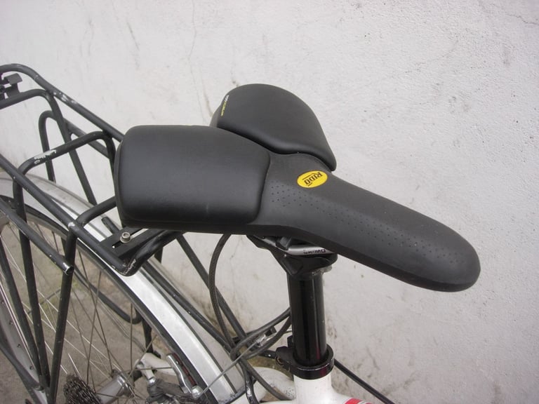 Electric Bike/ Hybrid/ Commuter Bike by Specialized, White, Medium, JUST SERVICED/ CHEAP PRICE!!!