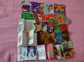 Bargain 100 Christmas Labels! All with Ties attached at only £2!!