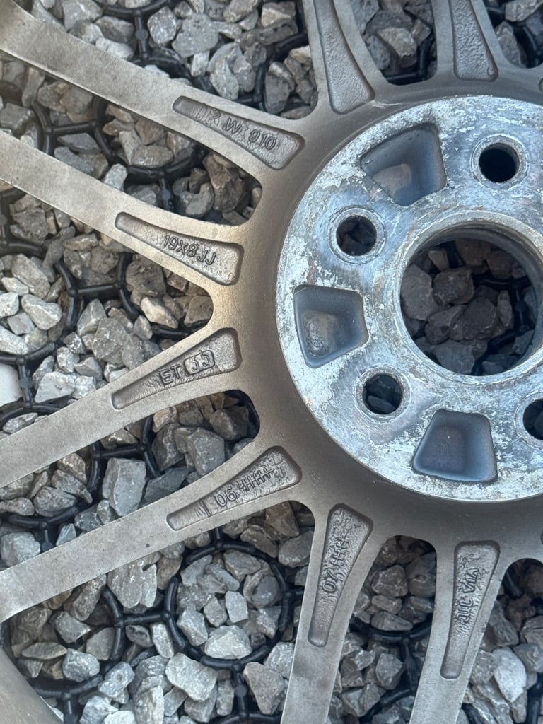 19” Audi Le Mans wheels