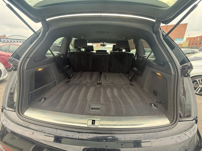 2010 Audi Q7 3.0 TDI Quattro S Line 5dr Tip Auto ESTATE Diesel Automatic