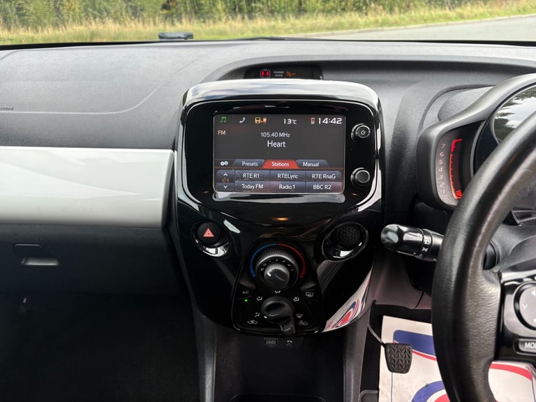 2015 Toyota AYGO 1.0 VVT-i X-Pression 3dr HATCHBACK Petrol Manual