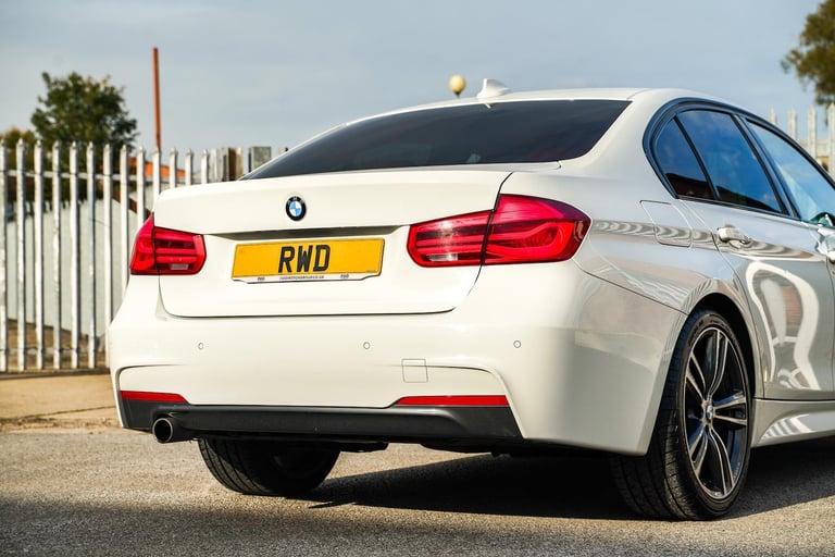  BMW 3 Series 2.0 318d M Sport Auto Euro 6 (s/s) 4dr Diesel Automatic