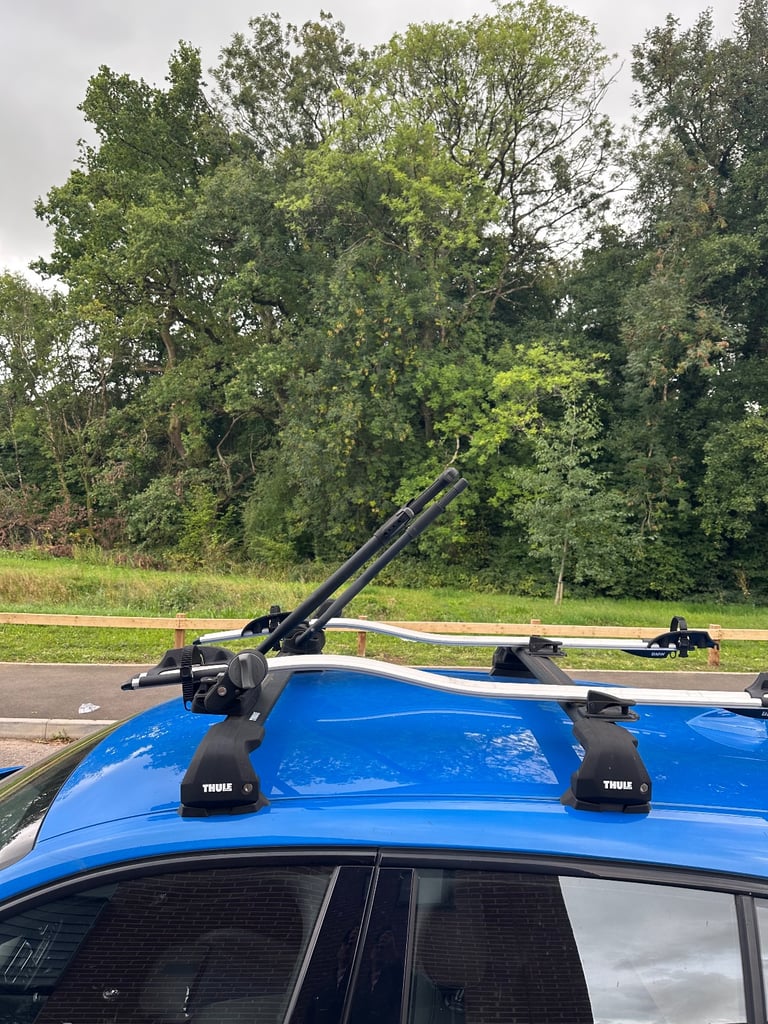 THULE ROOF BARS