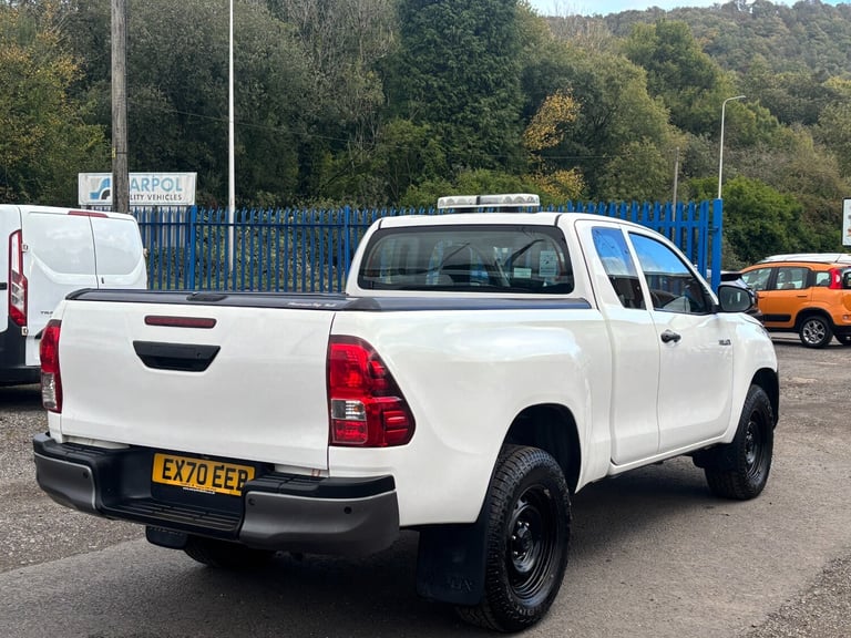 2020 Toyota Hilux 150 PS AWD Active Extra Cab Pick Up 2.4 D-4D  PICK UP Diesel Manual
