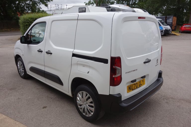 Peugeot Partner 1000 1.5 BlueHDi 100 Professional Van DIESEL MANUAL 2020/70