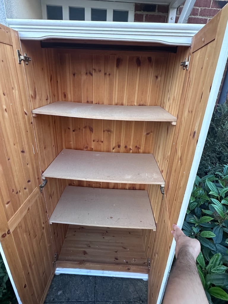 Wardrobe with shelves in £70 | Can Deliver nearby