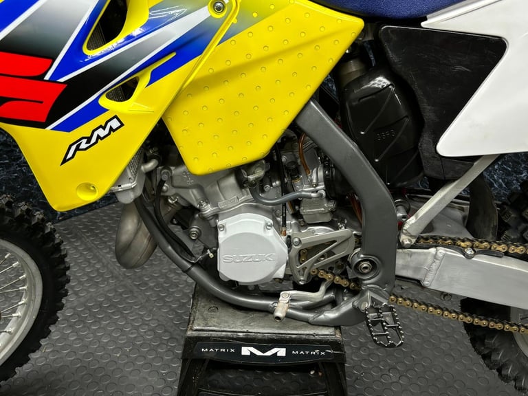 Suzuki RM 125 2007 (MX/MOTOCROSS/DIRT BIKE) @AJ TRADING