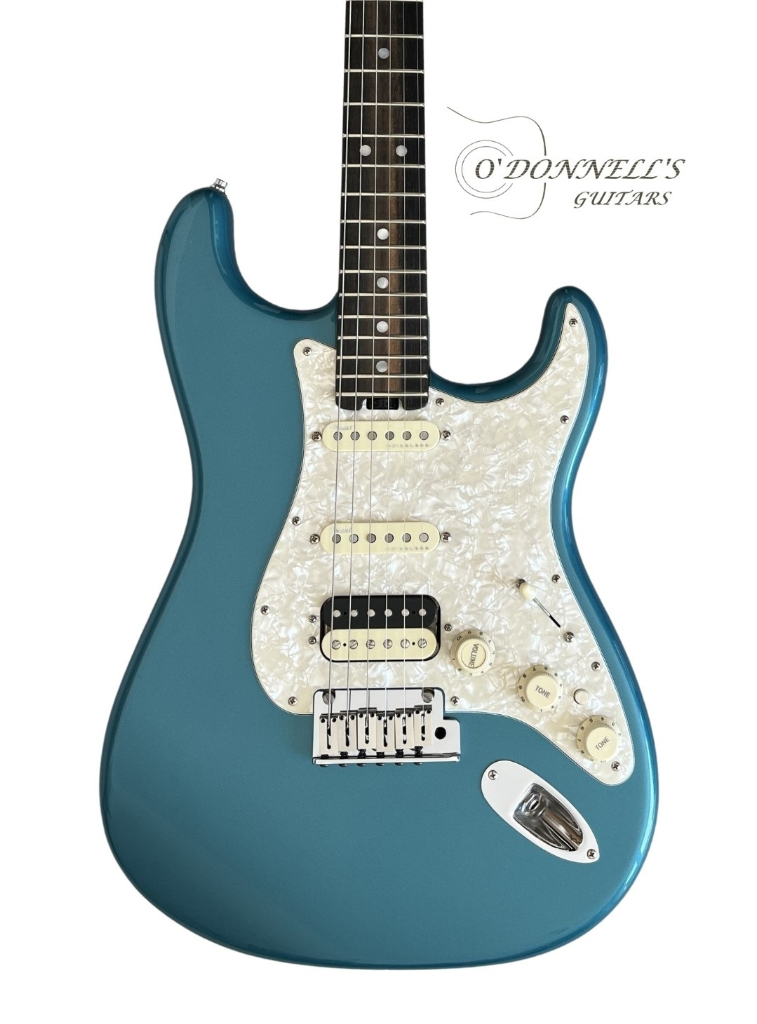 Fender American Elite Stratocaster HSS Ebony Fretboard 2018 Ocean Turquoise Metallic