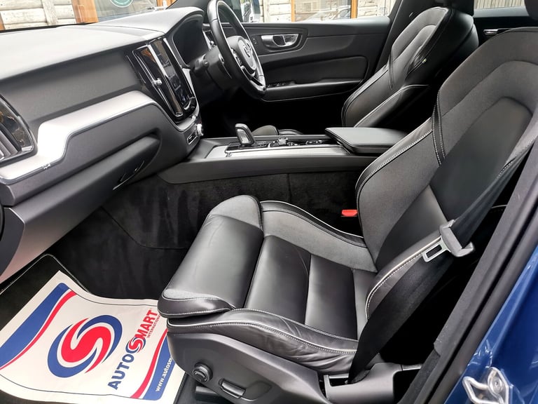 2019 Volvo XC60 2.0 B4D R DESIGN 5dr AWD Geartronic ESTATE Diesel Automatic
