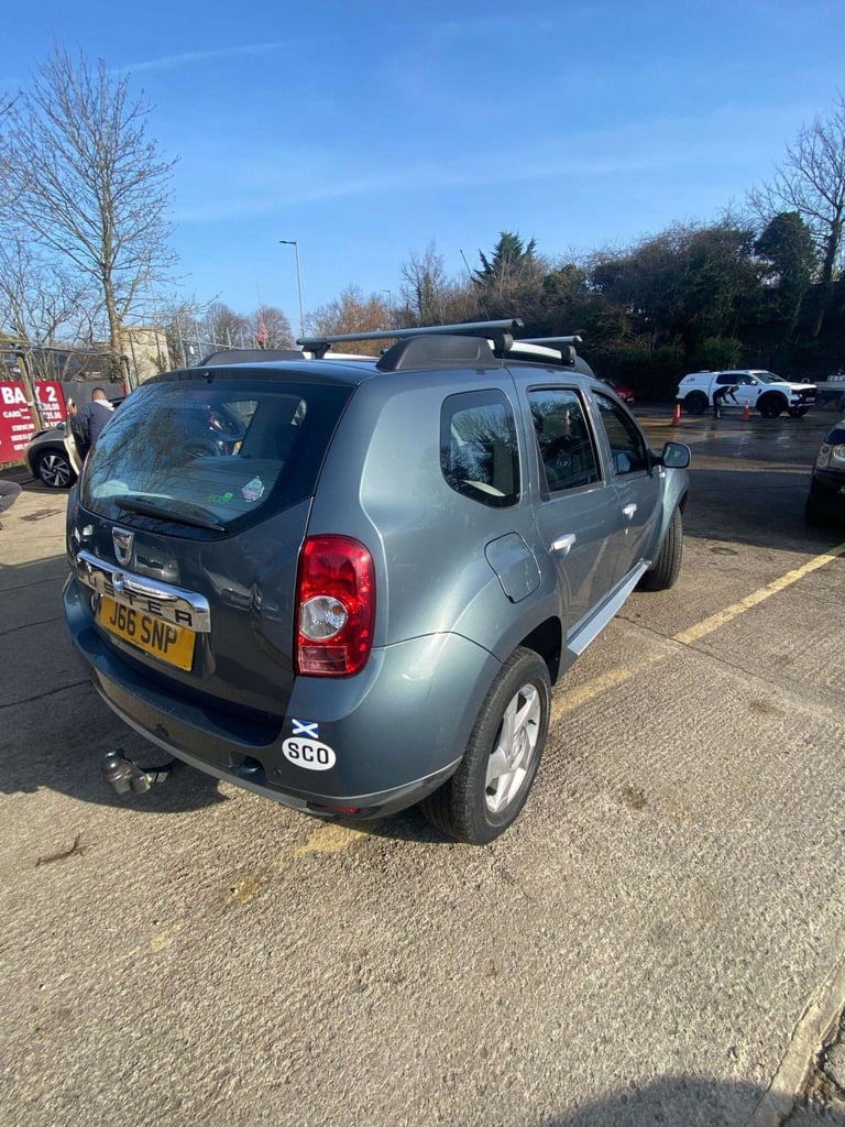 2013 Dacia Duster 1.5 dCi Laureate Euro 5 5dr SUV Diesel Manual