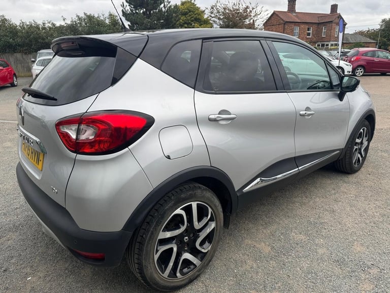 2015 Renault Captur 0.9 TCe ENERGY Signature Euro 5 (s/s) 5dr HATCHBACK Petrol Manual