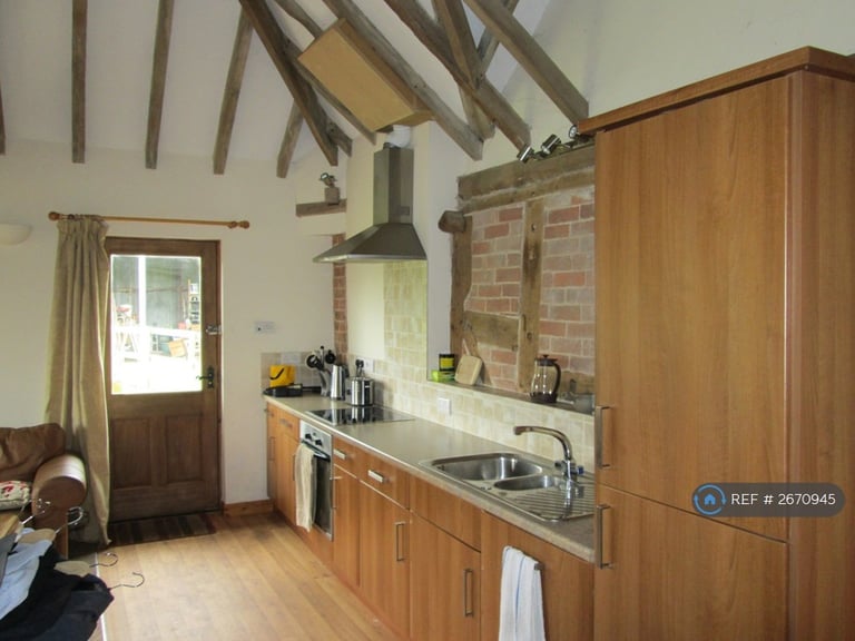 2 bedroom house in Stockwood Lane, Little Inkberrow, Worcester, WR7 (2 bed) (#2670945)