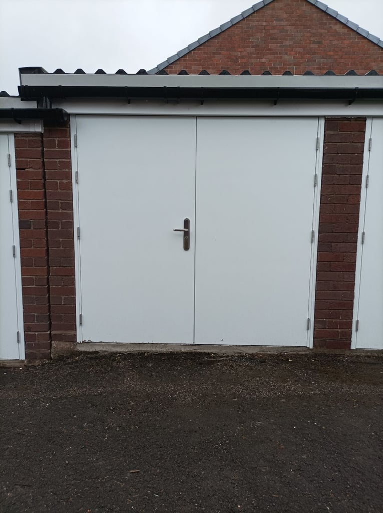 Newly refurbish storage units are now available to rent in Cheadle
