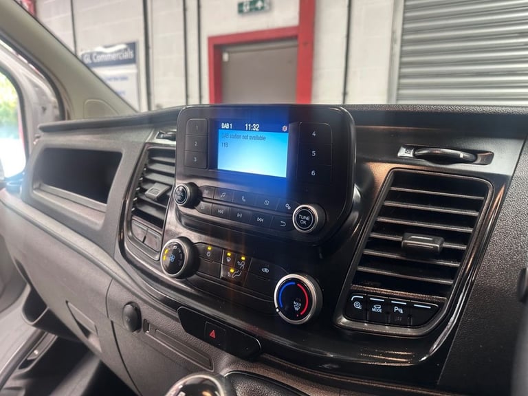 2022 72 FORD TRANSIT CUSTOM 2.0 300 ECOBLUE LEADER PANEL VAN L2 LWB * L2 LWB EUR