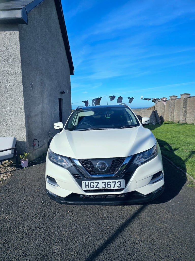 Nissan, QASHQAI, Hatchback, 2017, Manual, 1461 (cc), 5 doors