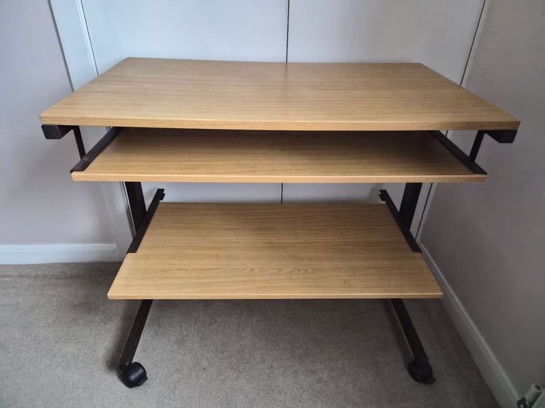 Free computer desk