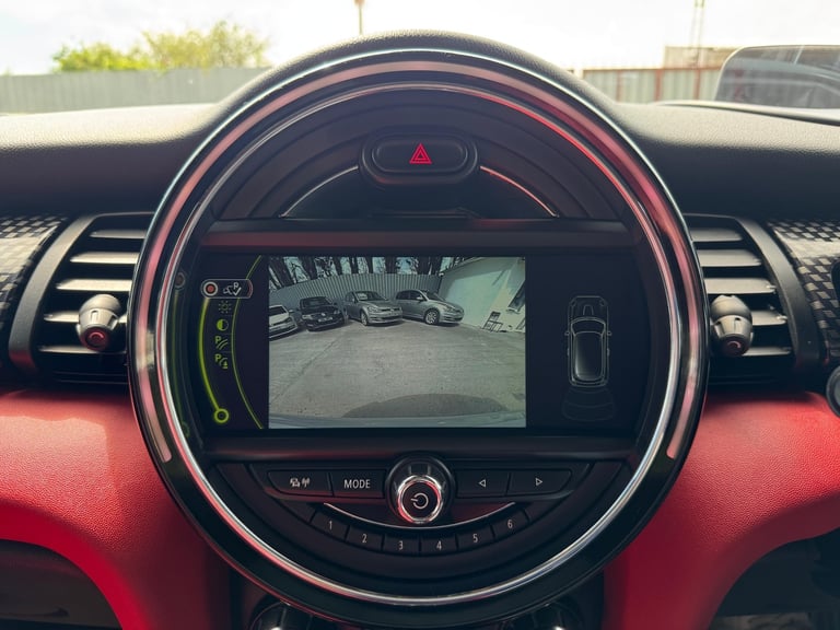 2014 MINI Cooper 2.0 PETROL AUTO Hatchback Petrol Semi Automatic