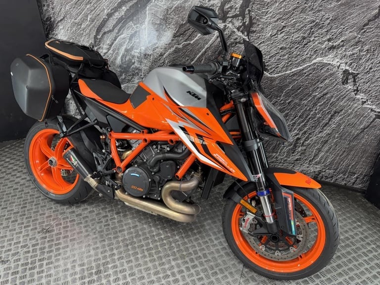 KTM 1290 SUPERDUKE R EVO 2023