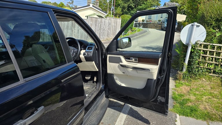 Land Rover, RANGE ROVER SPORT, Estate, 2010, Semi-Auto, 2993 (cc), 5 doors